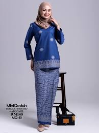 The copyright of the image is owned by the owner, this website only displays a few snippets of several keywords that are put together in a post summary. Berriesss On Twitter Penghabisan Stock Kurung Kedah Songket Bunga Tabur Songket Songketbungatabur Readymadekurungsongket