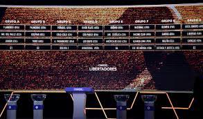 Luego se disputará la copa américa 2021 y a su término llegará el turno de los octavos de final que iniciarán la semana del 13 de julio con los partidos de ida y finalizarán la. Grupos Copa Libertadores 2020 Fases Fixture Calendario Y Como Quedo La Fase De Grupos Tras Sorteo Conmebol Cuando Empieza La Copa Libertadores Grupo De Alianza Lima Universitario Sporting Cristal Y
