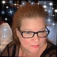 Carmen Pomales's Instagram, Twitter & Facebook