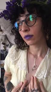 Snapdragon silver pendant, seed pods necklace, botanical jewelry, garden  witch, weird flowers jewelry, gift for her