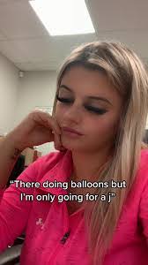 Lee Ladner's Instagram, Twitter & Facebook