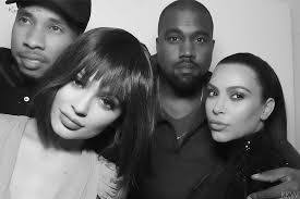 Black And White Photo Booth Kardashians Kardashian Family Image By Glea Hemley On The Kardashians Kardashian Kardashian Jenner