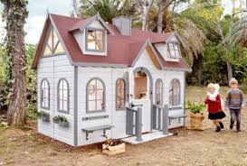 Hans hackt holz hinterm haus. Grosse Spielhauser Holz Und Grosse Stelzenhauser Mit Rutsche Greenhouse