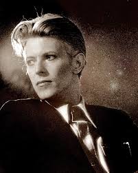 David Bowie was “funny”, “gracious”, and made “me feel so comfortable,”  remembers Jennifer Connolly from her time with the legendary rock star  during the making of Labyrinth in 1986. Recalling the film