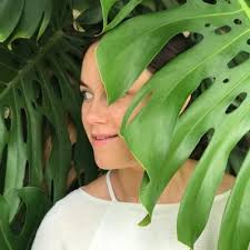 Bethany Mitchell (@bethjmitch)