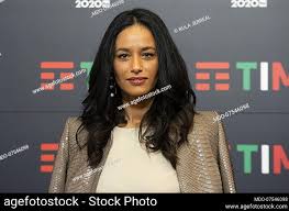 Rula jebreal a venezia come doutzen kroes a cannes. Palestinian Journalist Rula Jebreal In The Press Room Of The 70 Sanremo Music Festival Stock Photo Picture And Rights Managed Image Pic Mdo 07546098 Agefotostock