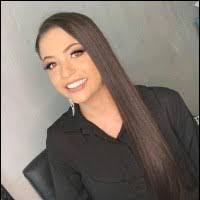 Kimberly Dutra's Instagram, Twitter & Facebook