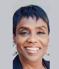 Denise Theus's Instagram, Twitter & Facebook