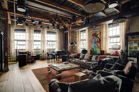 There are 2117 industrial loft style for sale on etsy, and they cost €111.63 on average. 7 Einrichtungstipps Fur Einen Coolen Industrial Style Homify Loft Wohnung Dekorieren Industriedesign Hauser Industriedesign Wohnzimmer