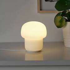 Tokabo Bordslampa Glas Opalvit Ikea In 2020 Glass Table Lamp Glass Opal Small Table Lamp
