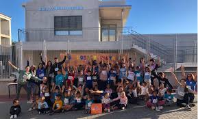 El colegio de Santa Magdalena corre contra la leucemia