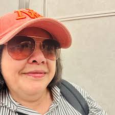 Noon at Ngayon 🥰❤️ Wala pa ring kupas ang mga ganda 😊 Si Sheryl Cruz at  Manilyn lang kilala ko yung nasa gitna nalimutan ko na name ©