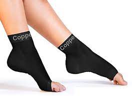 Copper Compression Recovery Foot Sleeves Plantar Fasciitis Support Socks Guaranteed To Speed Up Recovery Provide Relief Of Heel Spurs Arch Pain Foot Swelling Ankle Injuries 1 Pair Medium Amazon Sg
