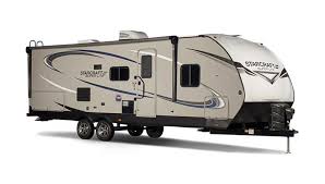 The main addition to the floorplan is the separation of the large bed and dinette. Learn About Lightweight Trailers And What They Have To Offer Thor Industries