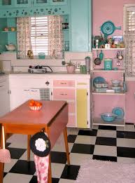 Kitschy Kitchen I Think I D Use Primary And Bold Colours Rather Than Pastels Retro Kitchen Vintage Kitchen Kitschy Kitchen