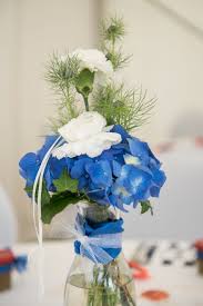Maritime Dekoration Blau Weiss Hochzeit Blumen Tischdekoration Hochzeit Blumen Blumendeko Hochzeit Hochzeitsblumen