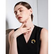 Brož s perlou a Swarovski Elements krystaly Nicola