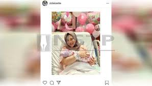 Discover influencers like zizie izette. Zizie Timang Anak Perempuan