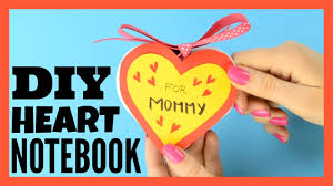 These printable mother's day cards are really easy to make as you simply add your child's prints, so even if you are looking for a last minute mother's day card idea you will still have time to make these! Watch Create These Beautiful Diy Mother S Day Cards And Surprise Your Mom Trending News The Indian Express