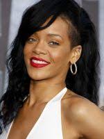 Seanna Mitchell's Instagram, Twitter & Facebook