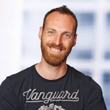 Roy Van's Instagram, Twitter & Facebook