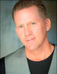 Kyle Royer's Instagram, Twitter & Facebook