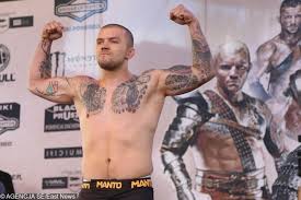 Kibice głośno skandowali juras, juras, chcąc zachęcić go do skutecznej obrony. Ksw 42 Lukasz Jurkowski Pragnie Zemsty Na Wielkiej Gali Super Express