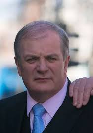 Irish presidential candidate Gavin Duffy will take whole €325,000 salary if  he wins race to the Aras