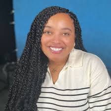 Kiara Lyles's Instagram, Twitter & Facebook