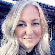 Melissa Chupp's Instagram, Twitter & Facebook