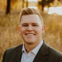 Amanda Cronan's Instagram, Twitter & Facebook