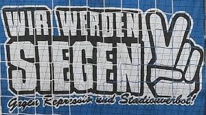Oktober spielt borussia dortmund gegen fc schalke 04. Wer Zeigt Ubertragt Bvb Borussia Dortmund Vs Fc Schalke 04 Heute Live Im Tv Und Livestream Dazn News Deutschland