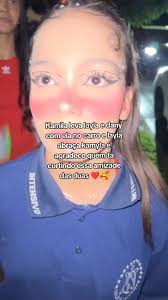 A Amizade de Kamila e Layla no Carro