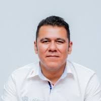 40+ perfiles de «Martinez Catalan»