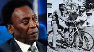 P4:s reporter minns dubbla mötena med Pelé: "Då smet jag in"