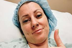 Mom Shares the 'Crazy and Mind-Blowing' Symptom She Had Months Before  Breast Cancer Diagnosis