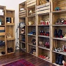 Ein kleiderschrank mit schiebetüren unterscheidet sich optisch nur geringfügig von einem schwebetürenschrank, da sich beide systeme sehr ähneln: Dekoration Ebay Kleinanzeigen Zuhause Diy Palettenschrank Diy Schuhregal