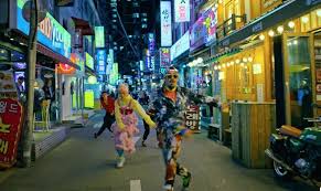 Incheon is more than an airport layover. Coldplay S Music Video Featuring Korean Dancers Nearing 12m Views Korea Net Mobile Site