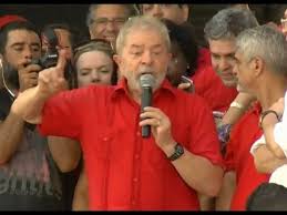 Resultado de imagem para imagens lula discursando em Belo Horizonte