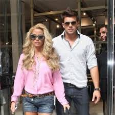 If you can't take the criticism, you shouldn't have earlier this year kim kardashian said her older sister kourtney was the 'least interesting' to look at. Latest Katie Price News And Archives Page 13 Contactmusic Com