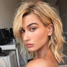 The Most Popular Haircut On Pinterest Right Now Boring Hair Hailey Baldwin Hair Hair Styles