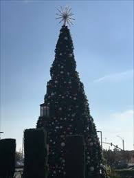 Burberry, coach, gucci, prada and tory. San Francisco Premium Outlet Christmas Tree Livermore Ca Holiday Displays On Waymarking Com