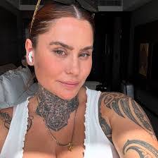 Millie Holmes's Instagram, Twitter & Facebook