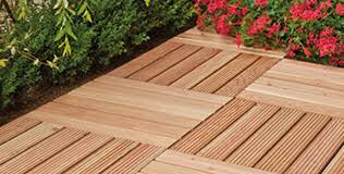 Bei gleichem design sind fliesen in holzoptik ressourcenschonender und robuster gegenüber feuchtigkeit und kratzern als echtes holz. Holzfliesen Gunstig Kaufen Benz24