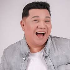 Grace Delmonte's Instagram, Twitter & Facebook