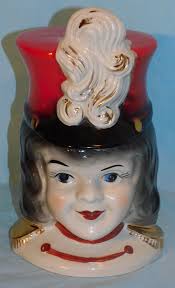 CANISTERS AND COOKIE JARS VINTAGE