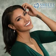 Anne Halsey's Instagram, Twitter & Facebook