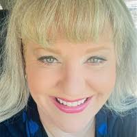 50+ perfiles de «Raina Williams»