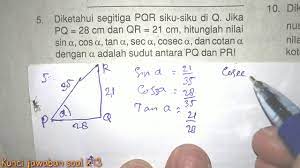 Mar 02, 2019 · diketahui segitiga pqr dengan panjang sisi pq = 10 cm, qr = 12 cm, dan besar sudut q = 60°, panjang sisi pr adalah. Diketahui Segitiga Pqr Siku Siku Di Q Jika Pq 28 Cm Dan Qr 21 Cm Hitungah Nilai Sin A Cos A Youtube