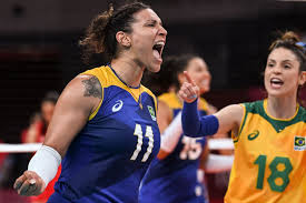 Atua como oposta da seleção brasileira de vôlei feminino. Xzdanwdzvuzcem